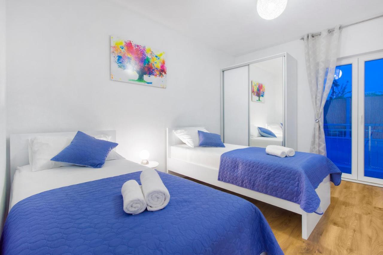 Villa Antonia With Heated Pool Dograde Экстерьер фото