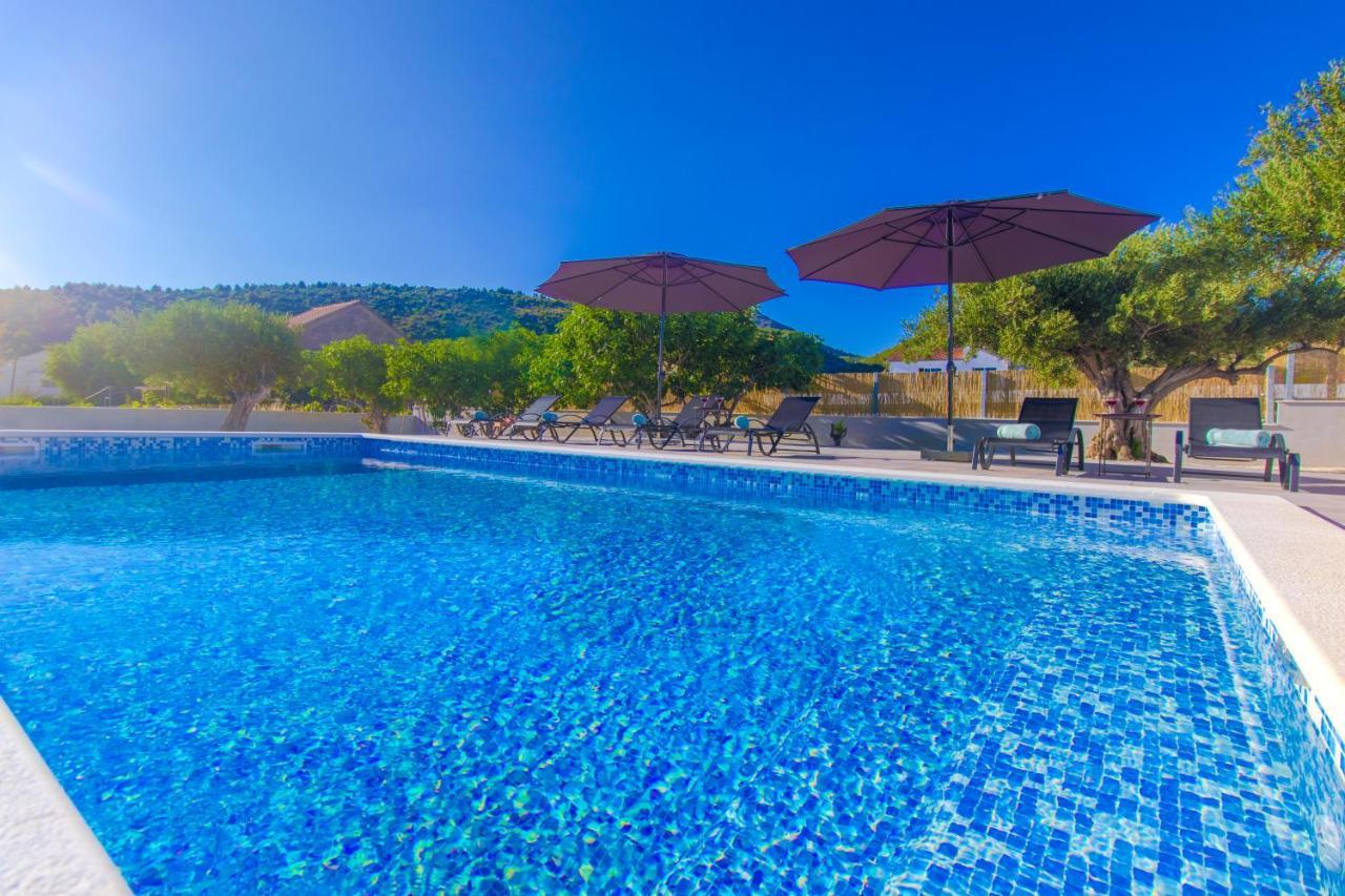 Villa Antonia With Heated Pool Dograde Экстерьер фото
