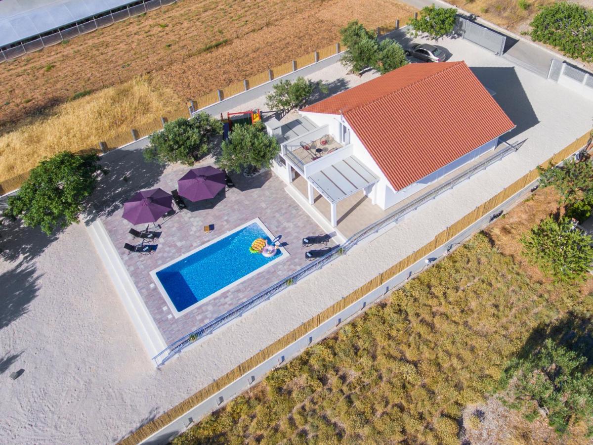 Villa Antonia With Heated Pool Dograde Экстерьер фото