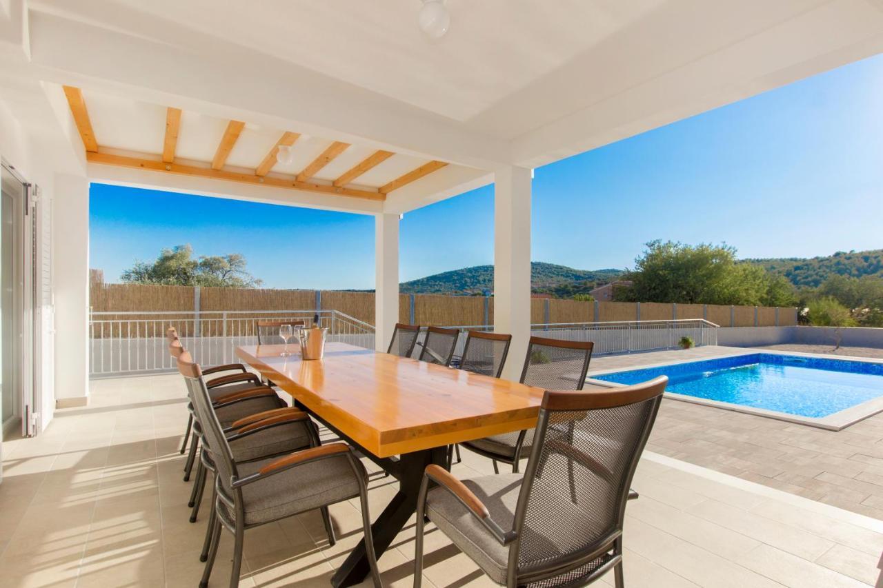 Villa Antonia With Heated Pool Dograde Экстерьер фото