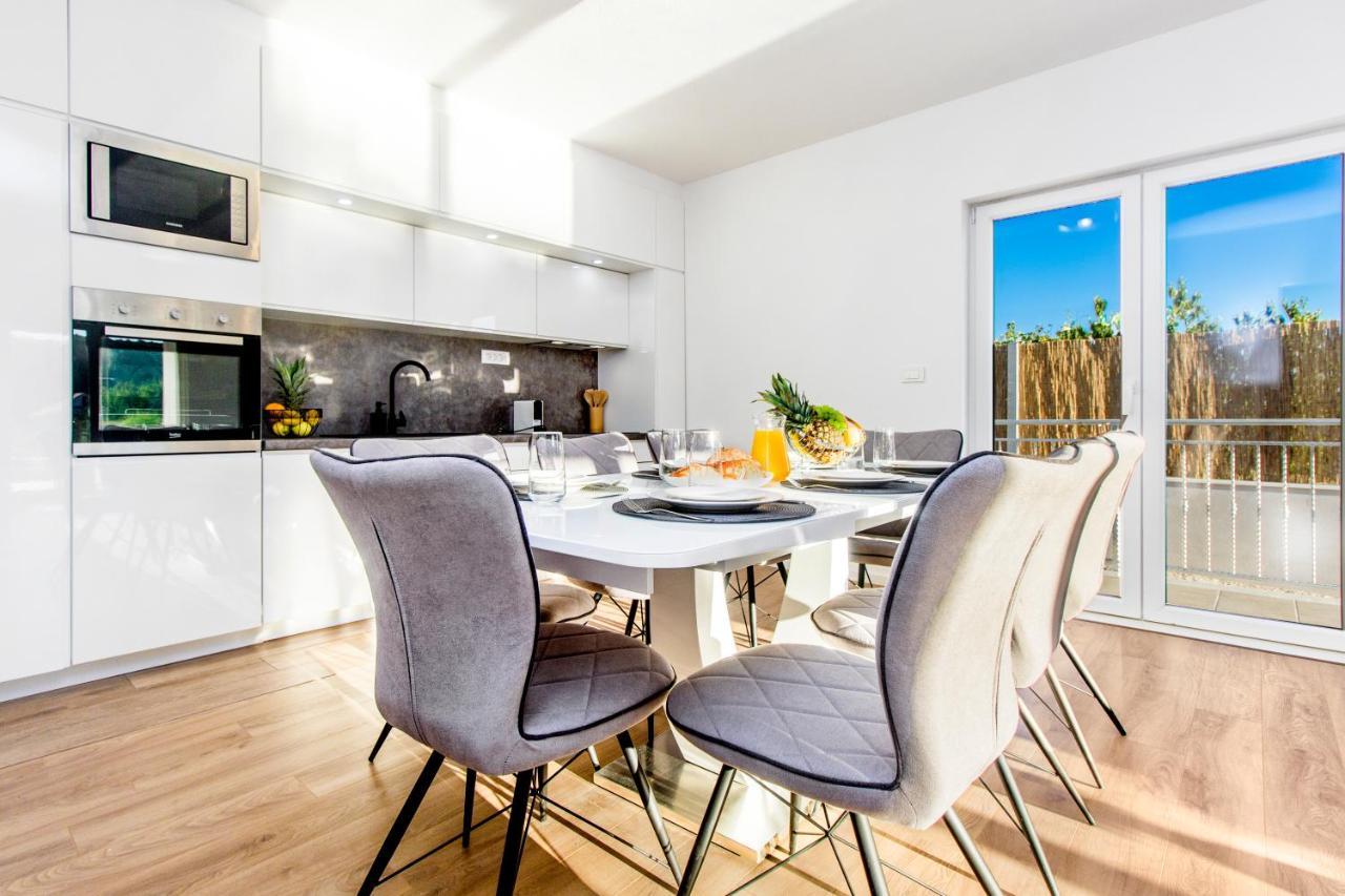 Villa Antonia With Heated Pool Dograde Экстерьер фото